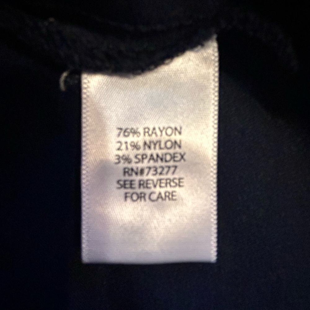 Dana Buchman Superstretch Womens Medium Capris Navy Blue XL - Picture 4 of 5